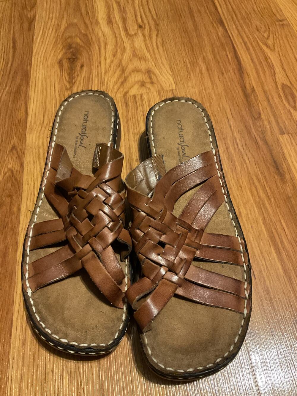 NATURAL SOUL BY NATURALIZER CENTENA LEATHER UPPER SANDALS SIZE  10M- EUC